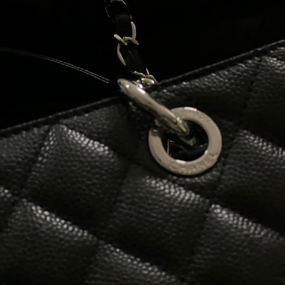Chanel Grand Shopping Tote - Picture 7 of 16